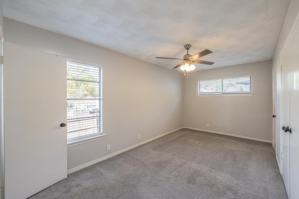 Lochwood Instl Add 03 - Residential Income