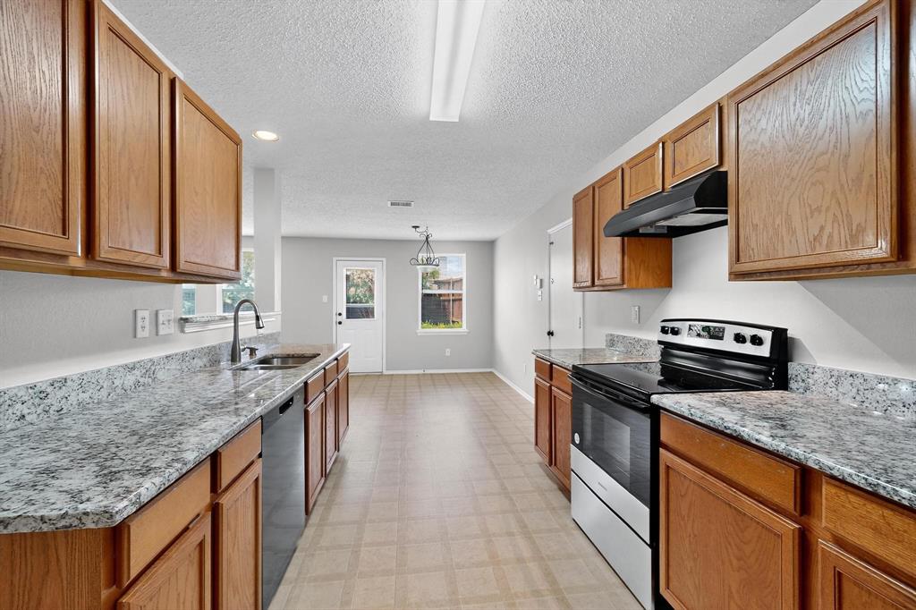 Hickory Ridge Ph 4 - Residential Lease