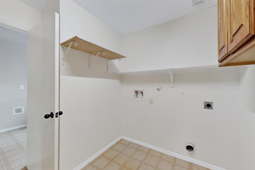 Hickory Ridge Ph 4 - Residential Lease