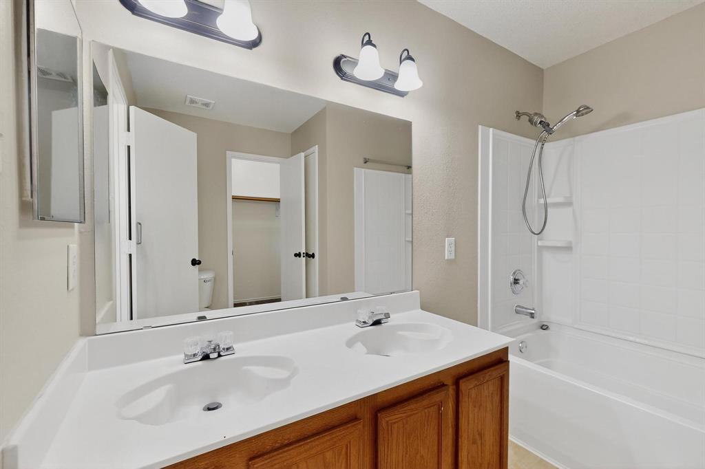 Hickory Ridge Ph 4 - Residential Lease