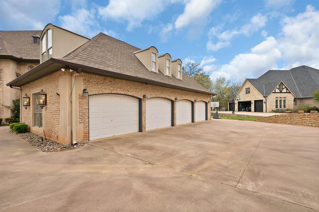 The Estates At Tour 18 Sec 3 - Residential