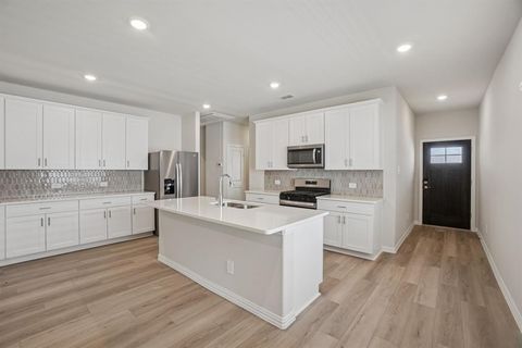 705 Leavenworth Drive Princeton TX 75071