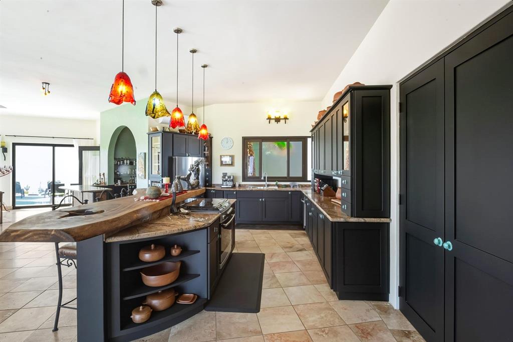 Pescadero Cerritos - Residential