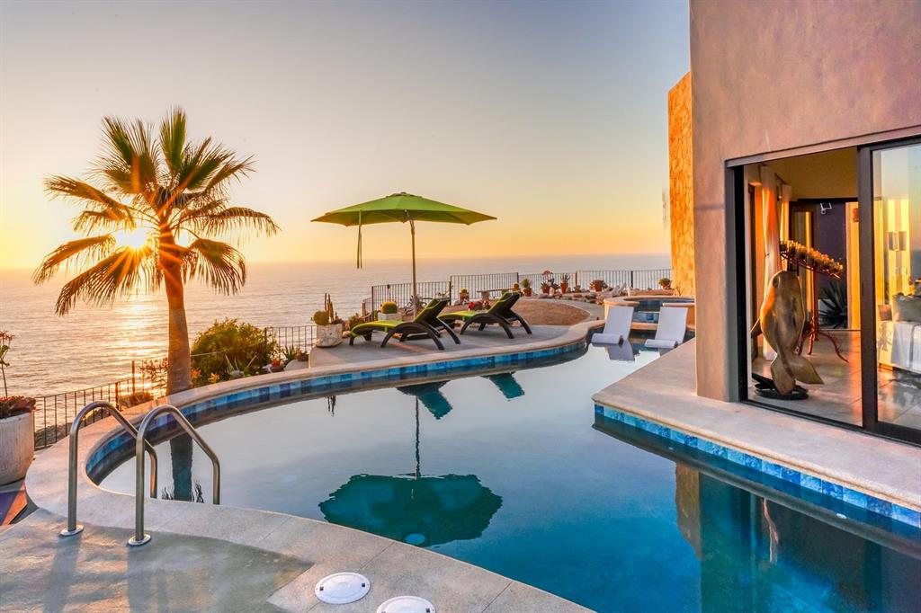 Pescadero Cerritos - Residential