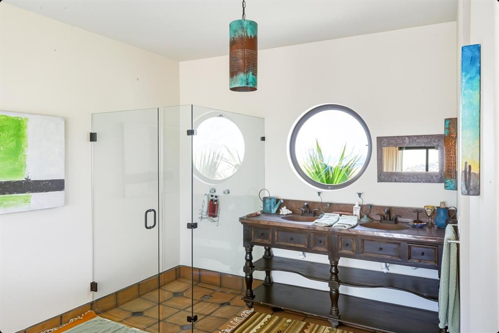 Pescadero Cerritos - Residential