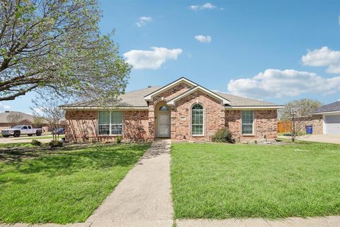 1325 Lake Shore Drive Crowley TX 76036