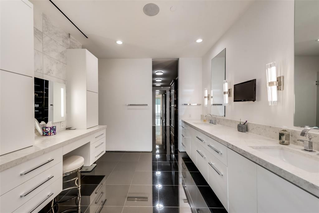 One Arts Plaza Condo - Residential