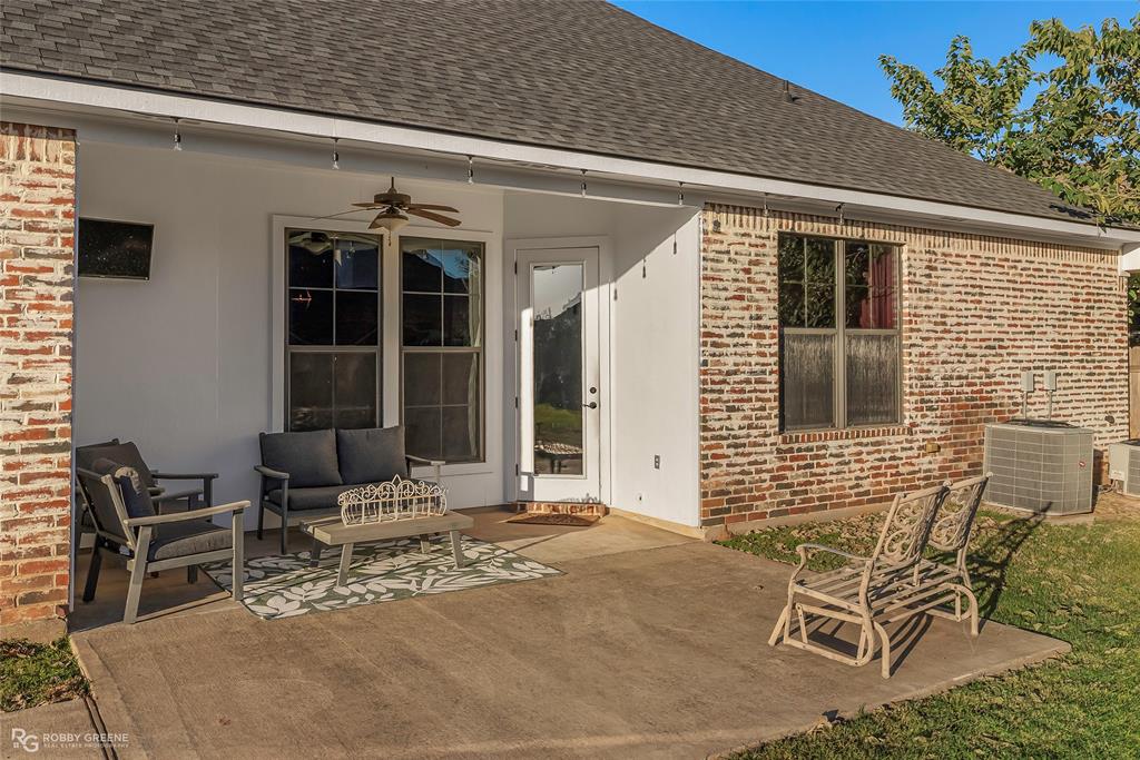 Cypress Bend 01 - Residential