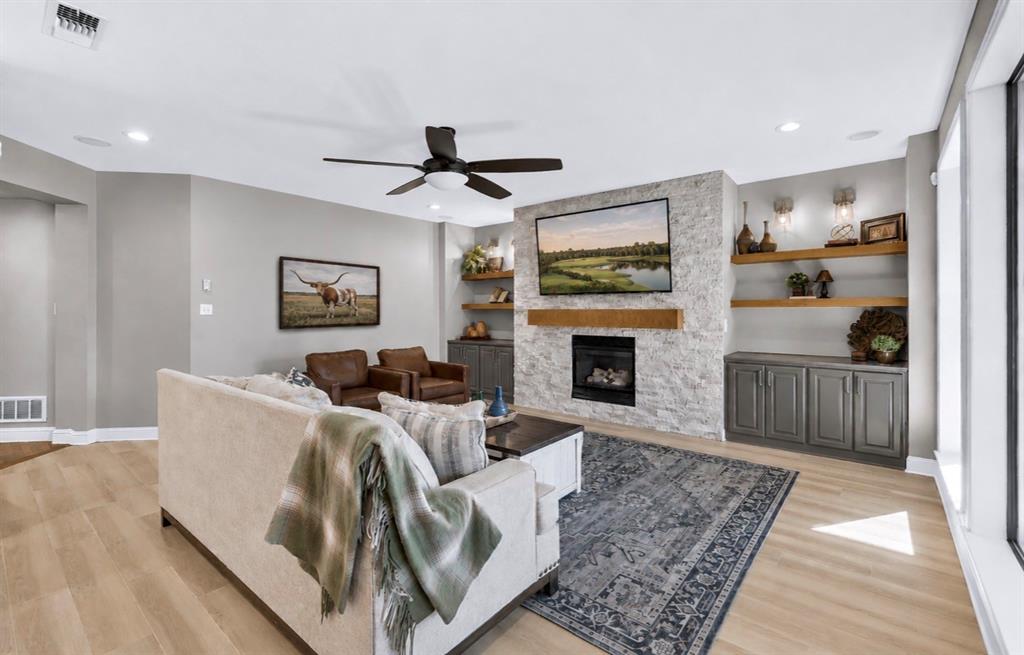 2217 Landoine Lane