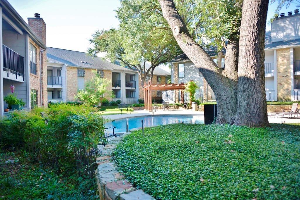 Preston Bend Village Condos - Residential