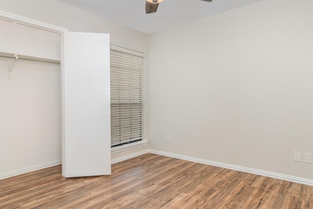 Preston Bend Village Condos - Residential