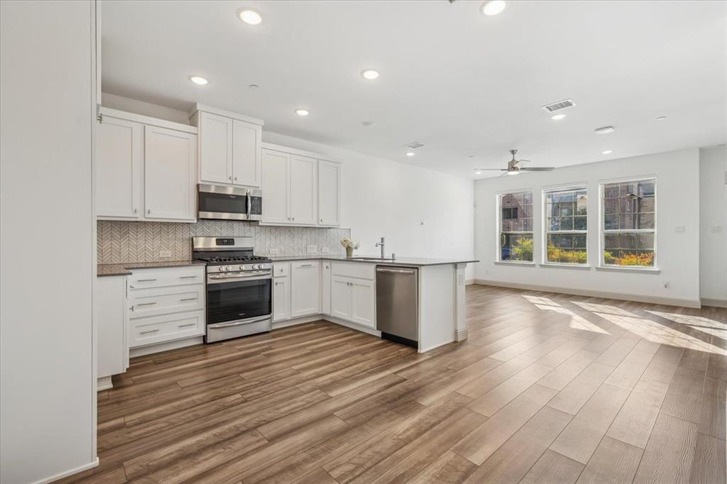 Silverado Twnhms Add - Residential Lease