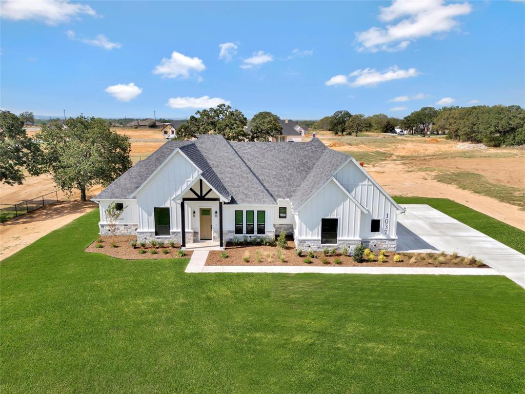 1037 Arbor Vista