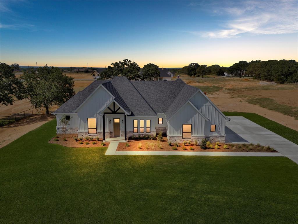 1037 Arbor Vista