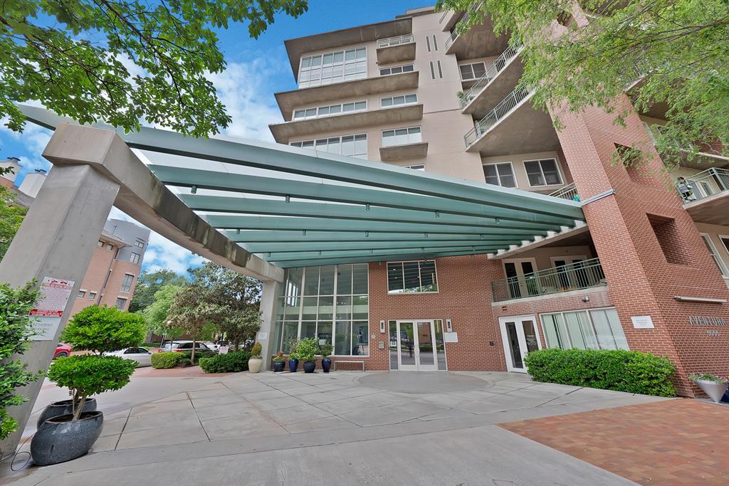 5055 Addison Circle 434