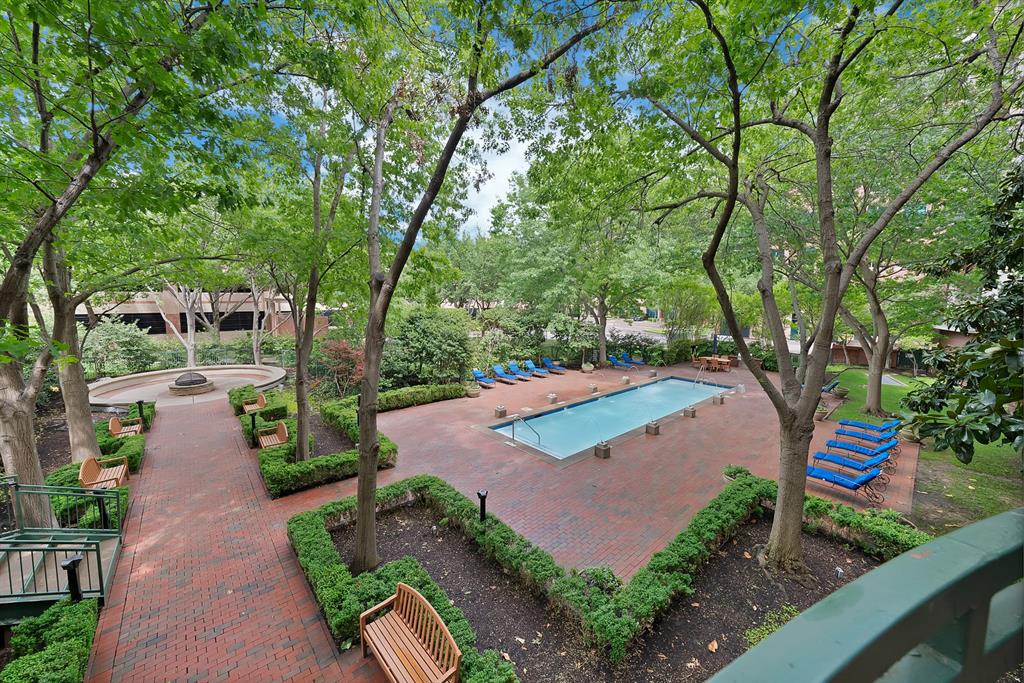 5055 Addison Circle 434