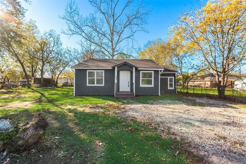 A home in Terrell