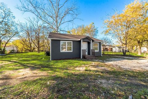 A home in Terrell