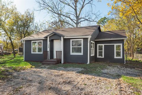 A home in Terrell