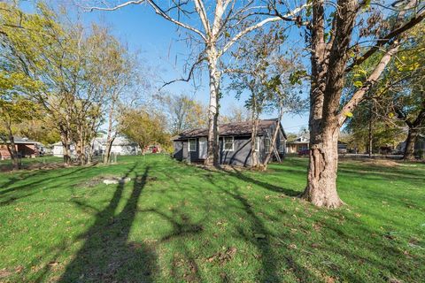 A home in Terrell