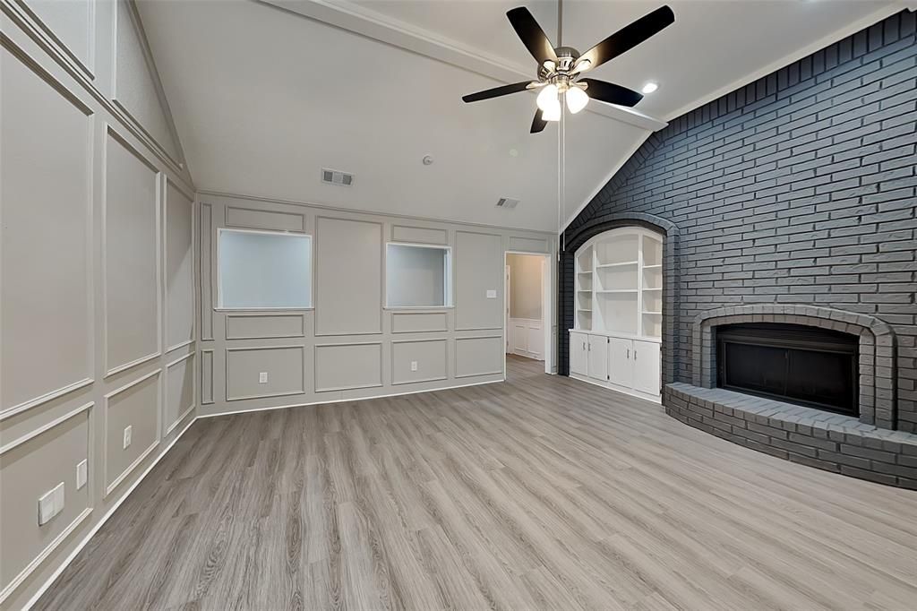 Photo of 212 Springhill Drive, Hurst, TX 76054 (MLS # 21215361)