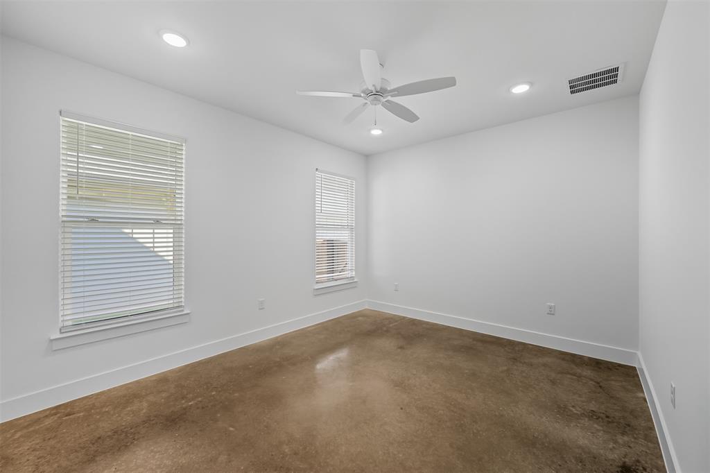 The Residences of Cardinal Woods - Residential Lease