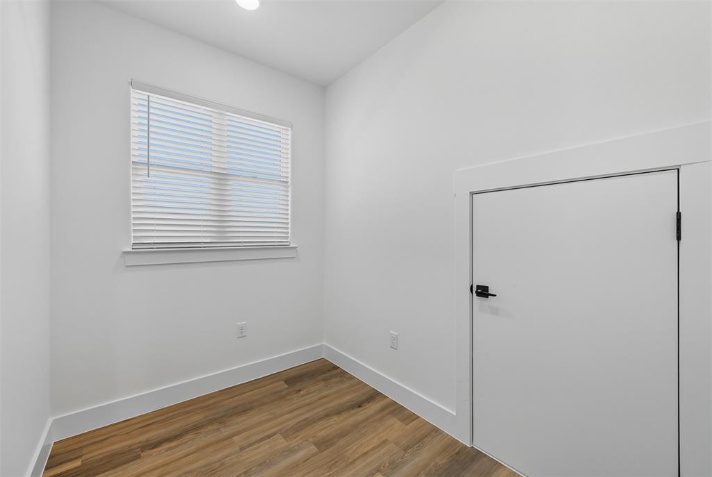 The Residences of Cardinal Woods - Residential Lease