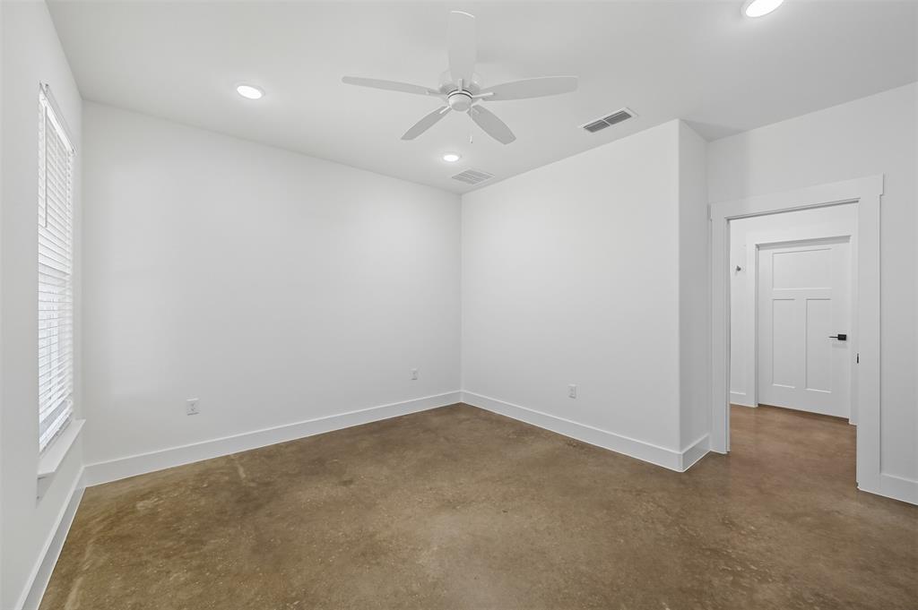 The Residences of Cardinal Woods - Residential Lease