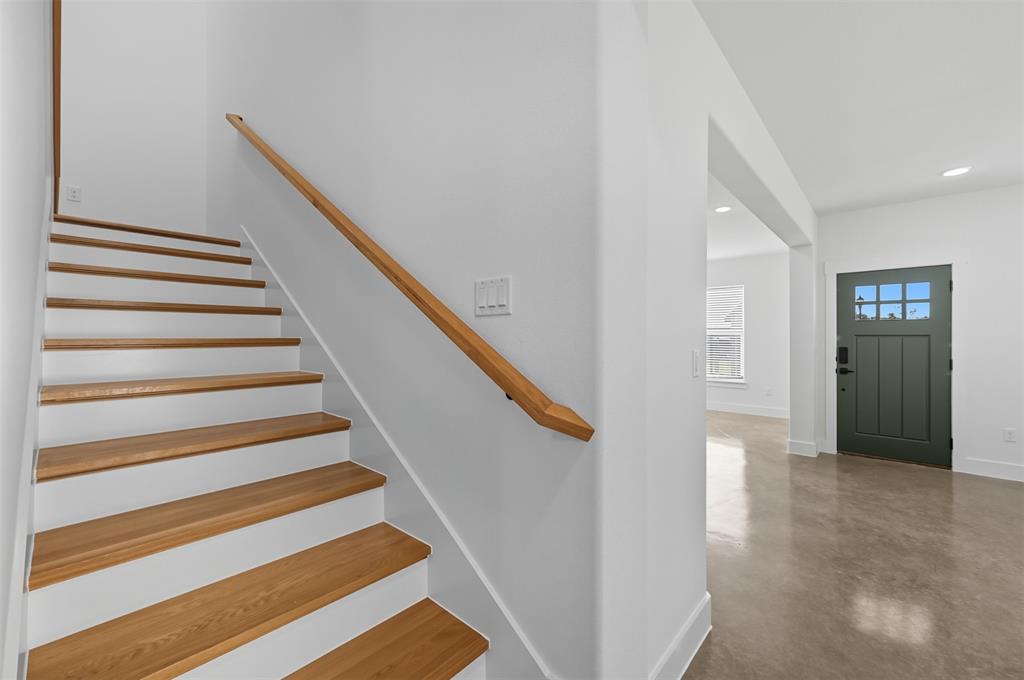 The Residences of Cardinal Woods - Residential Lease