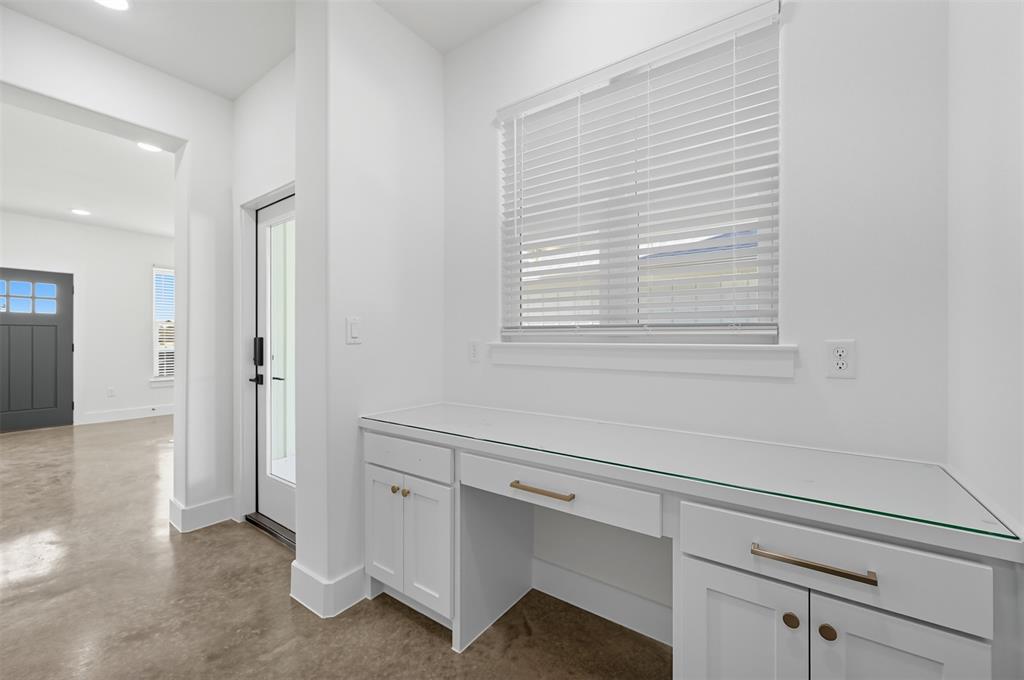 The Residences of Cardinal Woods - Residential Lease