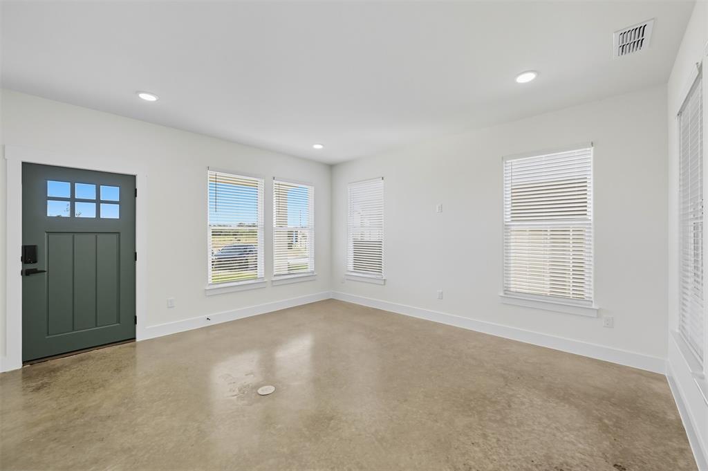 The Residences of Cardinal Woods - Residential Lease