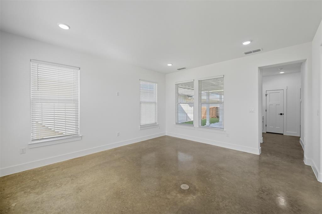 The Residences of Cardinal Woods - Residential Lease