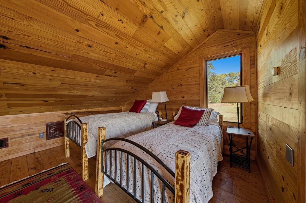 Jl Walton Surv A-814 - Residential