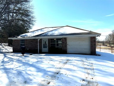 Photo of 205 County Road 1135, Ravenna, TX 75476 (MLS # 21168518)