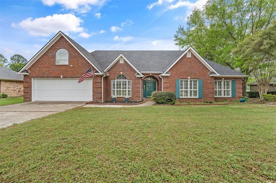 Welcome to this custom waterfront home offering peaceful lake views and everyday comfort. This 3 bedroom, 3 full bath home features an upstairs bonus room perfect for an office, 4th bedroom, or craft space. The breakfast nook with bay windows and a gas fireplace adds charm and space, while the living room features vaulted ceilings, abundant natural light, and French doors with beautiful lake views. The spacious primary suite includes a sitting area and overlooks the water, creating a relaxing retreat. Enjoy the expansive deck overlooking the lake, ideal for morning coffee or evening sunsets. Located on a recreational fishing lake with HOA-stocked fish, you’ll have the perfect blend of relaxation and outdoor living right in your backyard. Situated on a quiet cul-de-sac, you’ll enjoy minimal traffic and added privacy. Just minutes from downtown Mineola, with convenient access to shopping and great restaurants, while still embracing the serenity of lakeside living. A rare opportunity to own a waterfront home with flexibility, charm, and a lifestyle you’ll love. The hot water heater and roof were replaced in 2022. The refrigerator will convey.