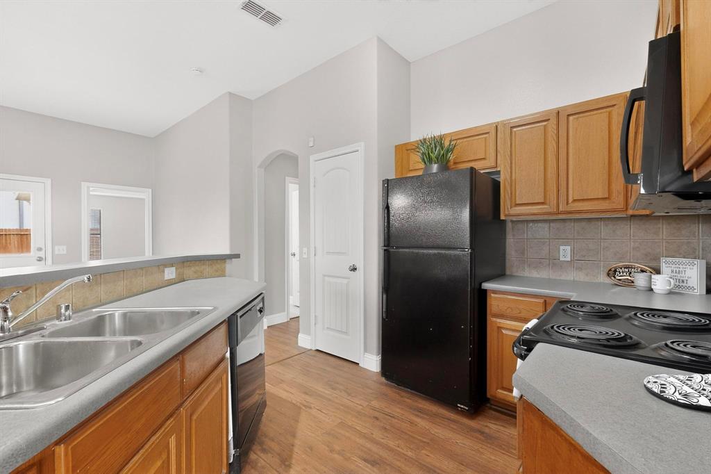 White Rock Heights - Residential