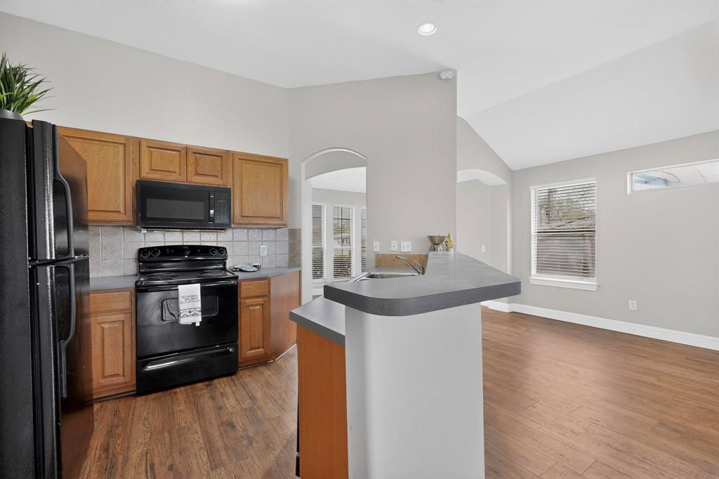 White Rock Heights - Residential