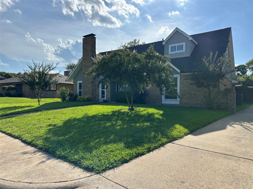 147 N Greenstone Lane
