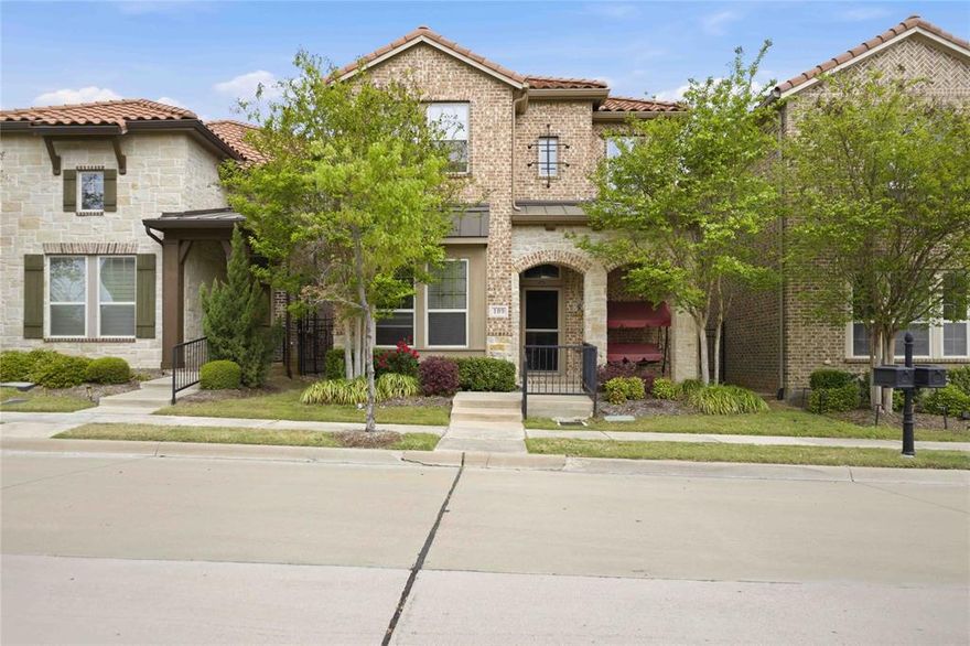 This inviting two-story brick home offers 4 bedrooms and 3 full baths in a highly convenient neighborhood with easy access to shopping, dining, schools, and major roads.
Inside, enjoy a bright open-concept layout featuring a spacious kitchen with oak cabinets, granite countertops, and a large center island. The home flows nicely into the living and dining areas, perfect for daily living and entertaining.
With generous bedrooms, ample storage, and classic finishes, this move-in-ready home combines comfort and convenience in a great location.
Buyer's agent to verify all the information