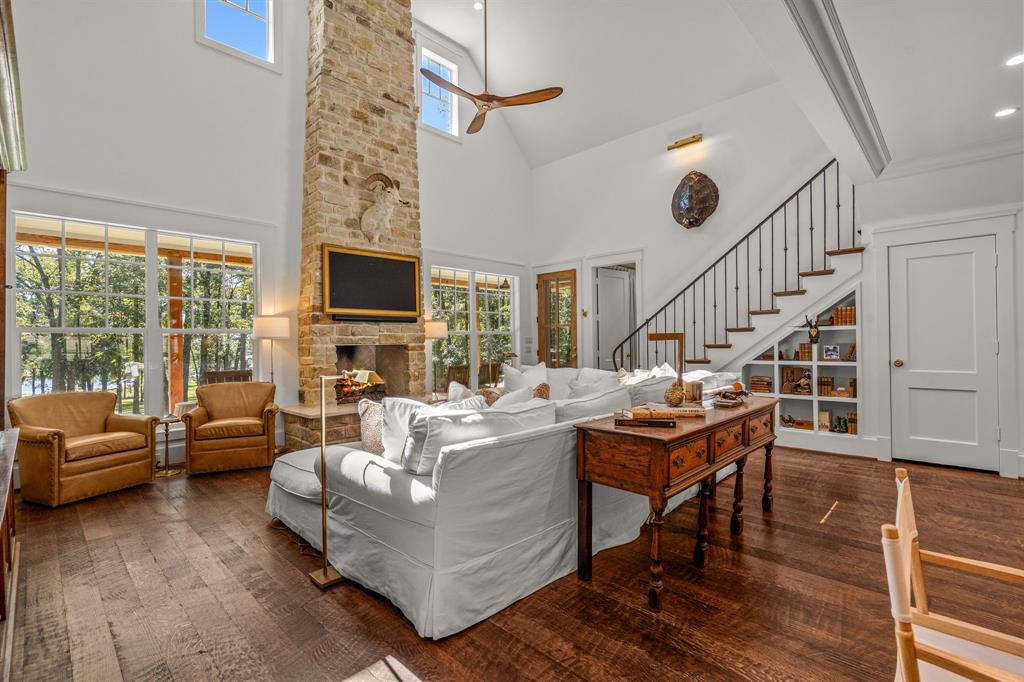 CROSS PINES - Residential