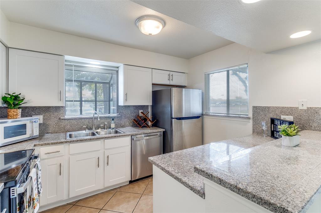 Preston Bend Village Condo - Residential Lease