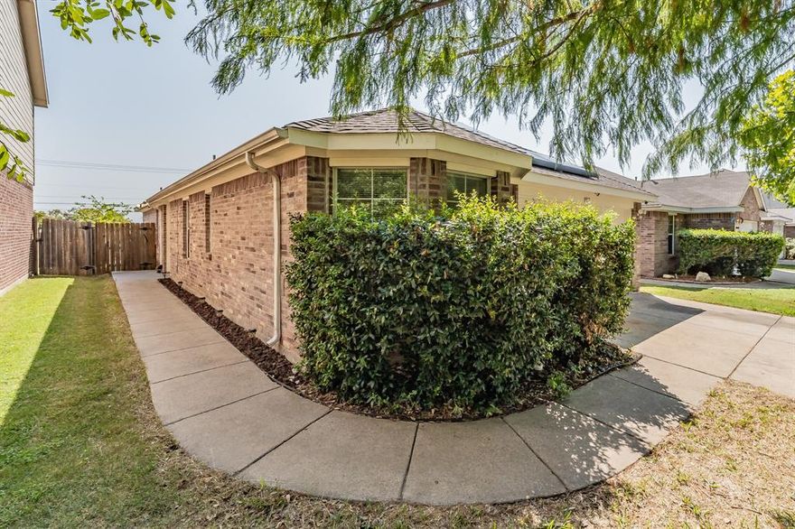 Move-In Ready! Charming Home in the Heart of North Fort Worth. Welcome to 8932 Sunny Hollow Dr, a beautiful 4-bedroom, 2-bathroom home offering modern comfort and convenience. Step inside to discover stylish tile flooring throughout, providing both durability and easy maintenance. The kitchen is a chef’s dream, featuring sleek granite countertops, crisp white cabinets, and a full suite of stainless steel and black appliances. The open-concept layout is perfect for entertaining or relaxing with family. Additional highlights include a 2-car garage, fresh interior finishes, and a clean, contemporary design. Located just minutes from downtown Fort Worth, schools, shopping, and dining, this home offers everyday practicality. Available for immediate move-in! – don’t miss your opportunity to make this move-in ready gem your new home!