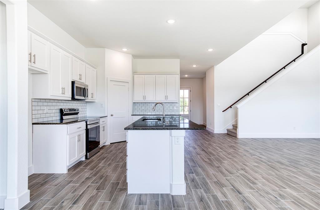Mustang Place-Ph II - Residential