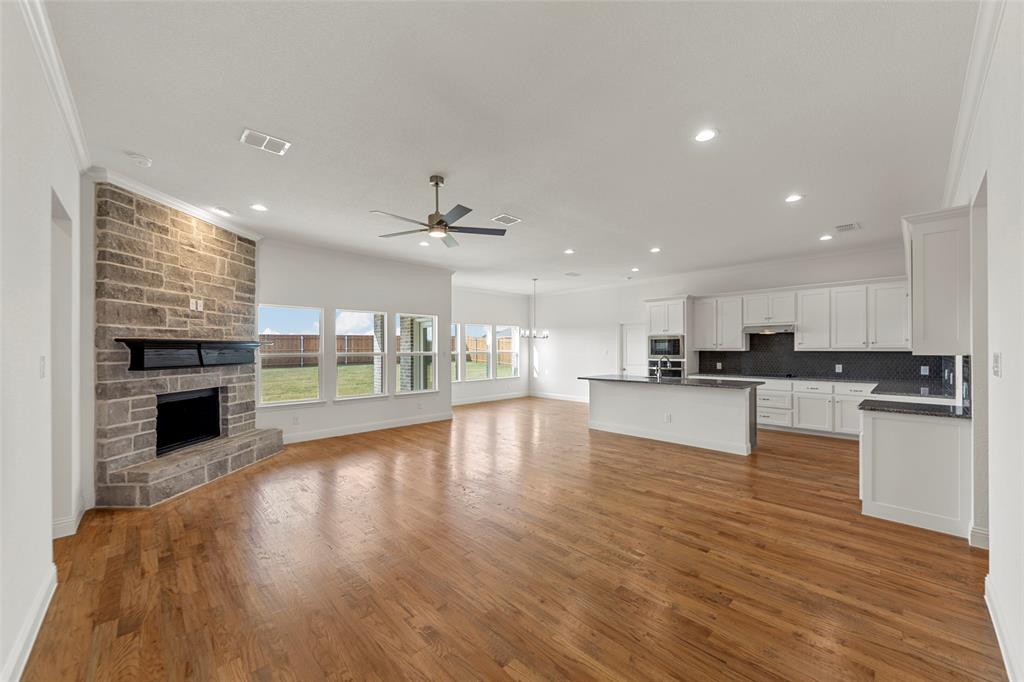 Meadow Ridge Estate - Residential