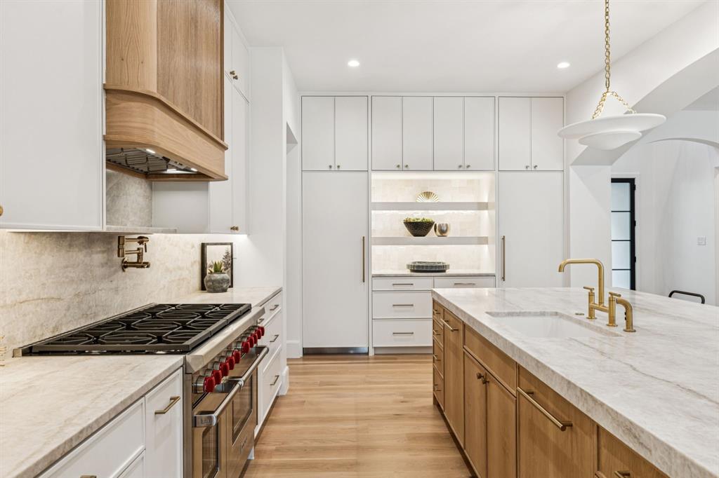 Forest Hills - Residential