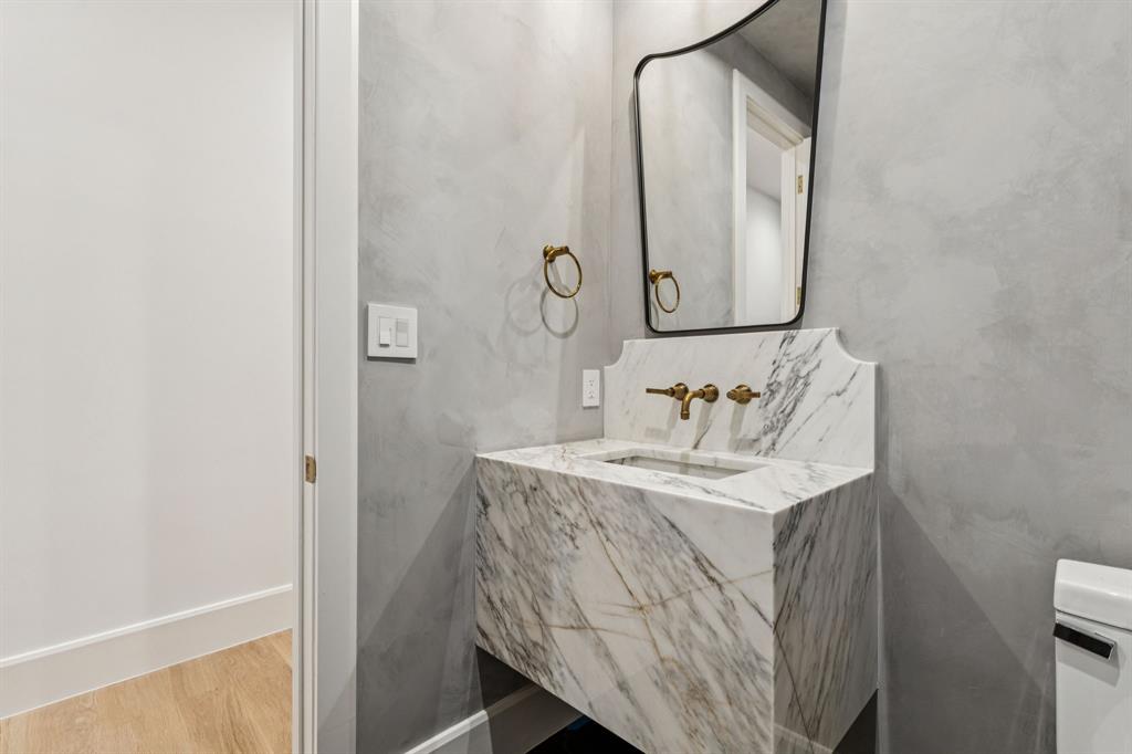 Forest Hills - Residential