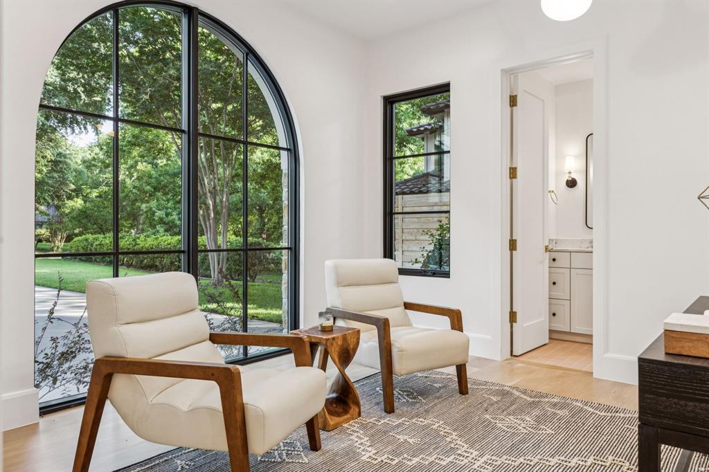 Forest Hills - Residential