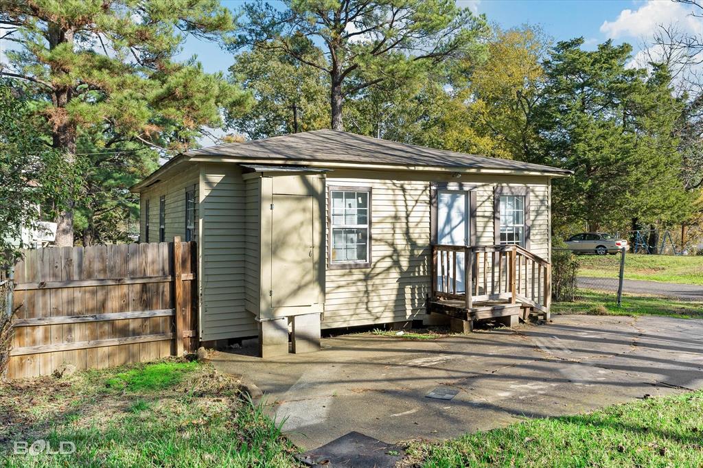 Shreveport, Louisiana 71103, United States, 3 Bedrooms Bedrooms, ,1 BathroomBathrooms,Residential,Pending,20886