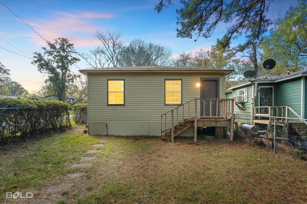 Shreveport, Louisiana 71103, United States, 3 Bedrooms Bedrooms, ,1 BathroomBathrooms,Residential,Pending,20886 Shreveport, Louisiana 71103, United States, 3 Bedrooms Bedrooms, ,1 BathroomBathrooms,Residential,Pending,20886