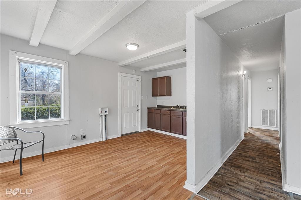 Shreveport, Louisiana 71103, United States, 3 Bedrooms Bedrooms, ,1 BathroomBathrooms,Residential,Pending,20886